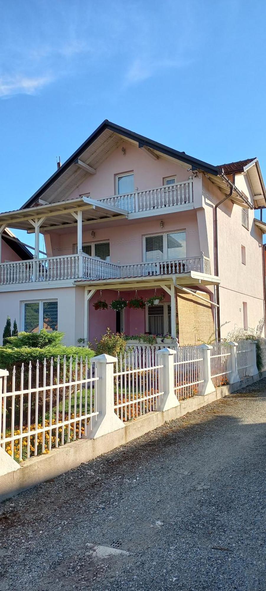 Holiday Home Peaceful Retreat Visoko Εξωτερικό φωτογραφία